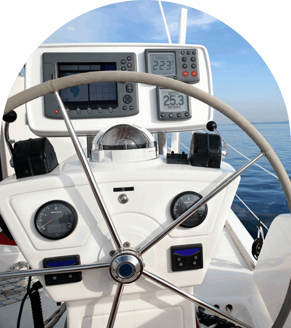 Boat steering wheel with navigational instruments